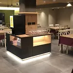 Monte Perdido מלון 3*